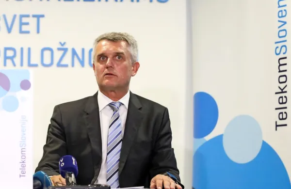 Nedavno imenovani predsednik uprave Telekoma Slovenije Matjaž Merkan je odstopil.