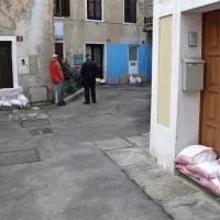 Izola