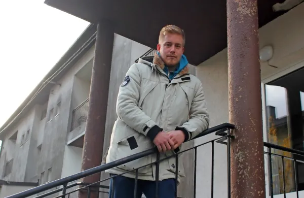 Miha Inocente opozarja, da bi bilo v Postojni treba povečati 
dostopnost stanovanj za mlade.