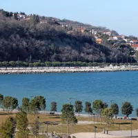 Na Markovec tudi s po&scaron;evnim dvigalom