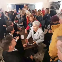 Molto aligatore zaživel &scaron;e v živo