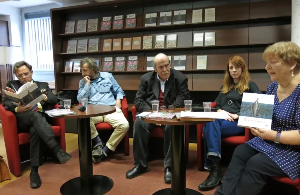 Pri založbi Mi&scaron; je iz&scaron;el nov izbor pesmi Miroslava Ko&scaron;ute