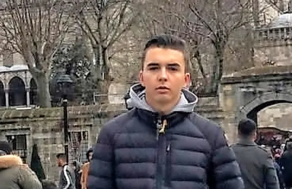Policija išče pogrešanega 19-letnega Luko Palolića, ki začasno 
stanuje v Mariboru.
