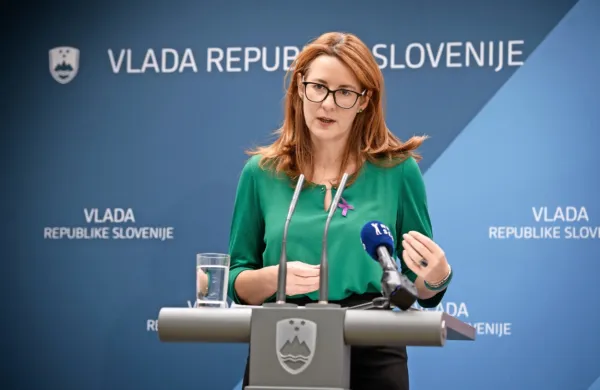 Ministrica  Andreja Katič pričakuje, da bo vlada zakonske predloge 
potrdila na eni od prihodnjih dopisnih sej.