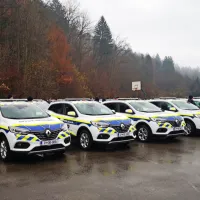 Nekaj več kot 20 novih policijskih vozil prihaja tudi na Primorsko.
