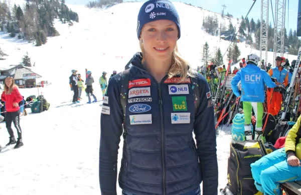V drugi vožnji veleslaloma za svetovni pokal alpskih smučark v 
Killingtonu v Vermontu bo nastopila tudi Ana Bucik. 