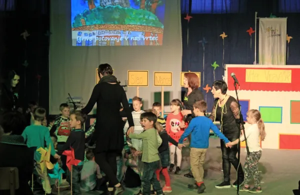 Ajdovski in vipavski svetniki so sprejeli predlagano povišanje 
cene, ki so ga pripravili v Otroškem vrtcu Ajdovščina.  