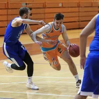 Nora trojka zaključila rezultatski tobogan v lucijski dvorani