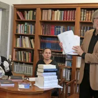 Dobitnike Trubarjevih nagrad in zahval ter  novo gradivo so na 
tiskovni konferenci predstavili (z leve) ddr. Nataša Golob, dr. Jasna 
Malešič in mag. Marijan Rupert. 