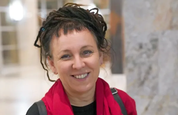 Letošnja Nobelova nagrajenka za literaturo Olga Tokarczuk namerava ustanoviti fundacijo, s katero želi podpirati in promovirati 
poljsko in svetovno umetnost in kulturo, spodbujati človekove 
pravice in državljanske svoboščine ter podpreti okoljevarstvene 
dejavnosti.