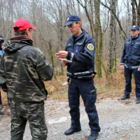 Kako je &Scaron;i&scaron;kova varda ob meji trčila v policijsko patruljo