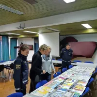   Komisija likovnega  natečaja je  izbrala 20 najboljših del med  97  
prispelimi likovnimi deli.
