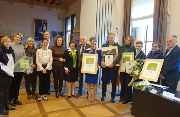 Zelena potrdila dokazujejo usmeritev prejemnikov in briškega 
turizma v trajnostni razvoj.