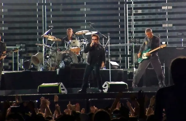 Rockerji U2 prvič nastopili v Indiji