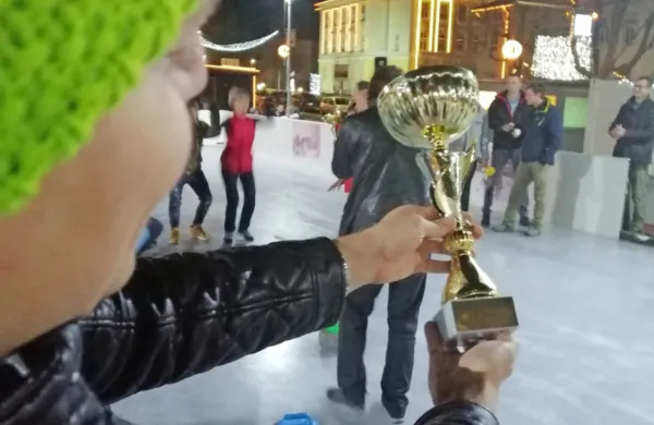Bo curling osvojil tudi Postojnčane?