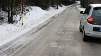 Občina Vipava namerava v prihodnjem letu med drugim asfaltirati makadamski odsek ceste iz smeri 
Vrhpolja do Abrama na Nanosu.