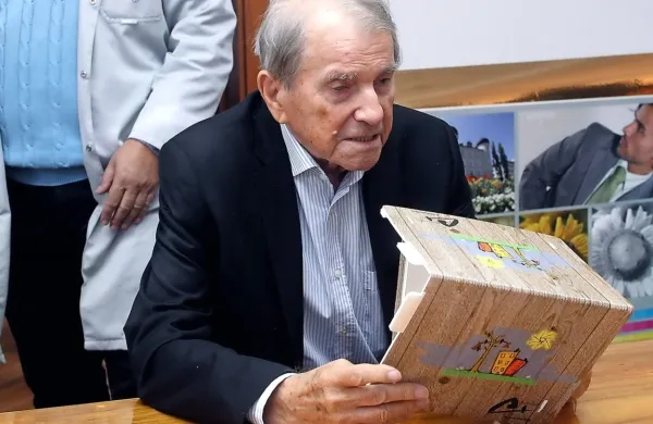 Izumi Petra Florjančiča bodo do 10. januarja na ogled v Gorici.