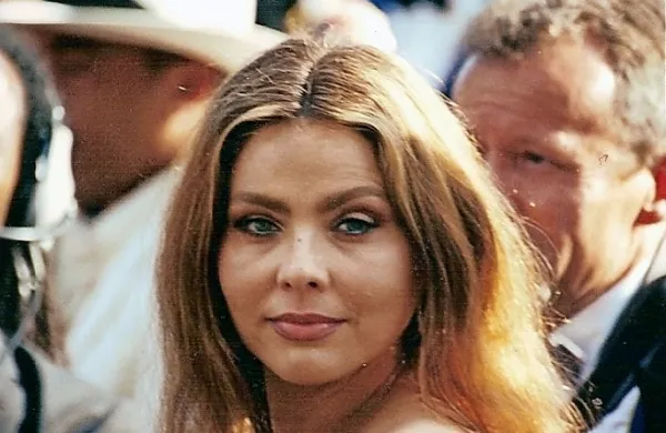 Italijanska igralka Ornella Muti se uči ruščine in si želi, da bi dobila 
rusko državljanstvo.