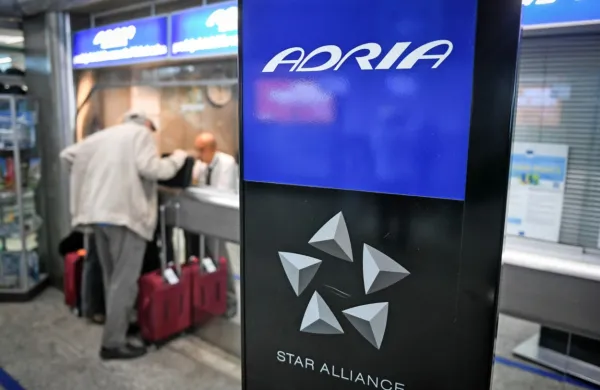 Stečajni upravitelj Adrie Airways prijavljene terjatve &scaron;e pre&scaron;teva