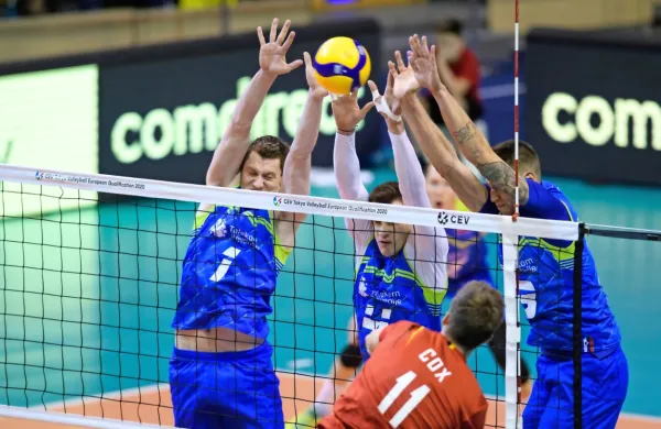 Slovenski zid italijanske šole v postavi Tonček Štern, Jan Kozamernik in Klemen Čebulj je bil uvodoma za Belgijce previsok.
