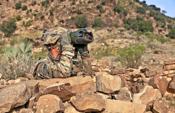 Iran je izstrelil balistične rakete na najmanj dve oporišči z 
ameriškimi in koalicijskimi vojaki v Iraku. Tudi na oporišče v 
Erbilu, kjer so slovenski vojaki. Fotografija je simbolična. 
