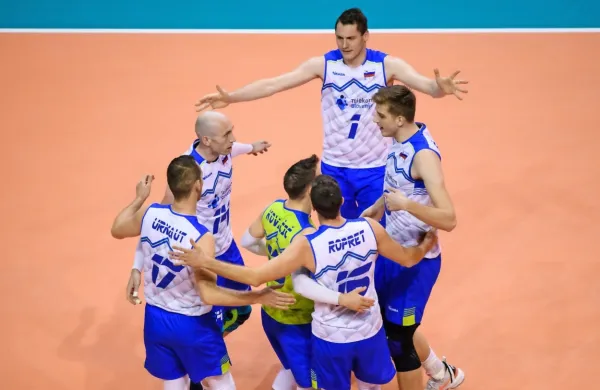 Slovenska moška odbojkarska reprezentanca ne bo igrala na 
olimpijskih igrah v Tokiu. 