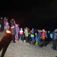 Rekordno &scaron;tevilo nočnih pohodnikov na Črvov vrh