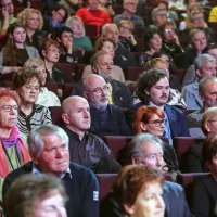 Larisa &Scaron;toka: &ldquo;&Scaron;e bomo risali nasmehe na obraze otrok&rdquo;