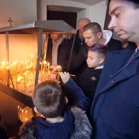 Makedonski pravoslavni verniki pripravili že &scaron;esti potop križa in skok v morje