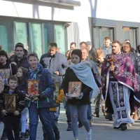 Makedonski pravoslavni verniki pripravili že &scaron;esti potop križa in skok v morje