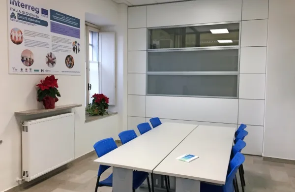 Točka za pomoč v stiski