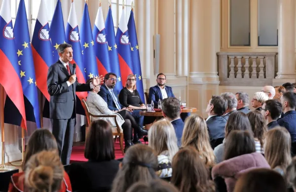 Predsednik Borut Pahor je prepričan, da je Slovenija narejena za 
prihodnost.
