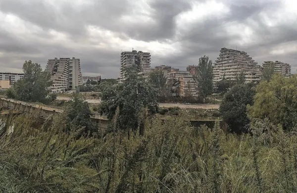 Kongres Sardin naj bi pripravili v zloglasni neapeljski četrti 
Scampia.