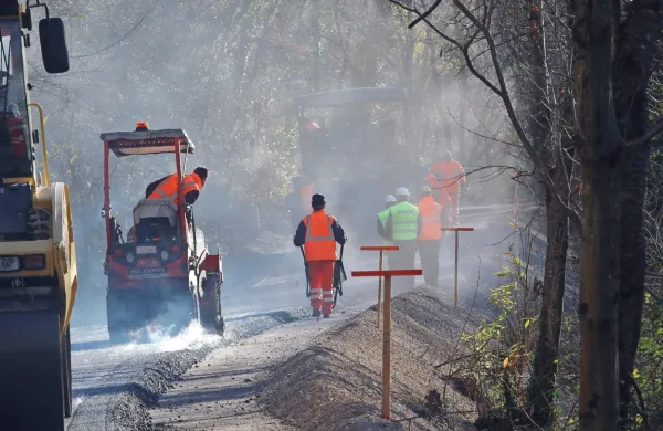 Krajani krajevnih skupnosti Škofije, Dekani in Črni Kal, ki živijo 
povsem blizu gradbišč drugega tira železniške proge Divača-Koper, lahko do 1. marca oddajo zahteve za monitoring nepremičnin. 