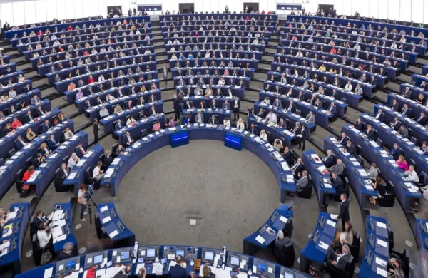 Evropski parlament potrdil sporazum o brexitu