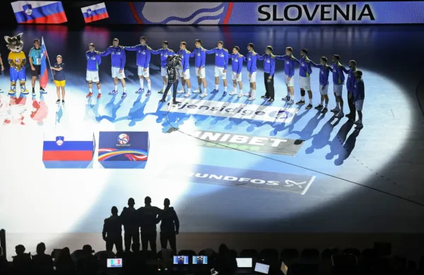 Slovenski rokometaši se bodo za olimpijski nastop med 17. in 19. 
aprilom borili z rokometaši Alžirije, Nemčije in Švedske.