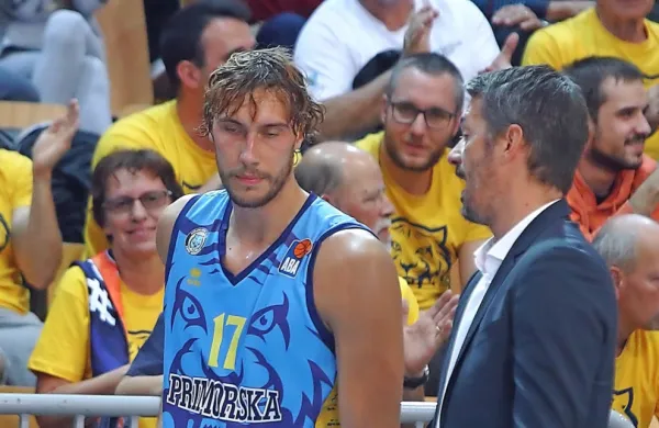 Še nedavno v Kopru, danes oba v Olimpiji: Ivan Marinković (levo)  
in Jurica Golemac