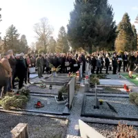 Na ljubljanskih Žalah zadnje slovo od Janeza Stanovnika