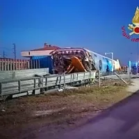 V bližini Milana v iztirjenju vlaka dva mrtva
