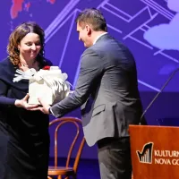 &Scaron;tiri desetletja novogori&scaron;kega kulturnega doma