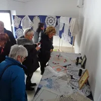 Člani društva so v novih prostorih že pripravili razstavo ročnih 
del. 