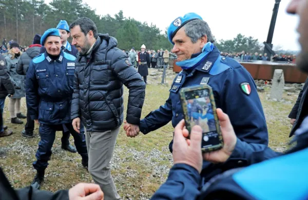 Tudi letos je vodja desne Lige, nekdanji minister za notranje zadeve Matteo Salvini, zdaj  v vlogi senatorja,  poskrbel 
za sporne izjave.