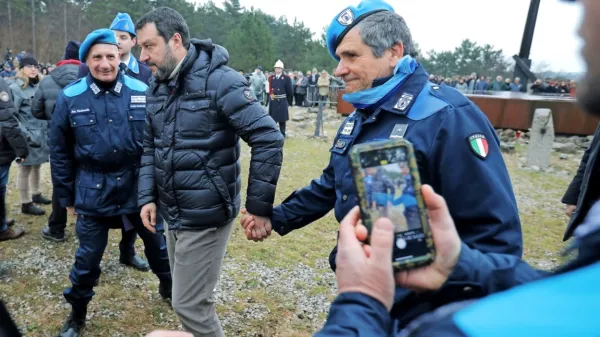 Tudi letos je vodja desne Lige, nekdanji minister za notranje zadeve Matteo Salvini, zdaj  v vlogi senatorja,  poskrbel 
za sporne izjave.