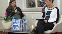 Z Alenko Koželj (levo) se je pogovarjala Milanka Trušnovec. 