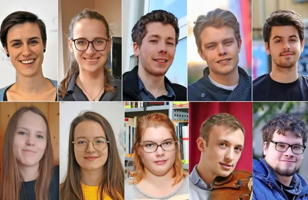Sogovornike četrtkove okrogle mize bomo soočili z dilemami, ki 
so jih izpostavili akterji projekta Primorski pospešek: (z leve 
zgoraj) Nastja Vovk, Aurora Makovac, Luka Nikolič, Gregor Grahor, 
Marko Krmac, (z leve spodaj) Jerneja Koren, Tereza Hladnik, Anika 
Černigoj, Aleš Lavrenčič in Peter Iskra.