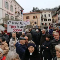 &ldquo;Zahtevamo zdravo okolje!&rdquo;