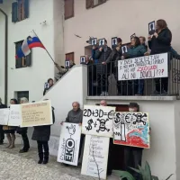&ldquo;Zahtevamo zdravo okolje!&rdquo;