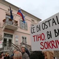 &ldquo;Zahtevamo zdravo okolje!&rdquo;