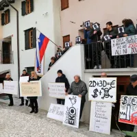 &ldquo;Zahtevamo zdravo okolje!&rdquo;