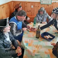 Prvi del je rodi&scaron;ki pust že opravil